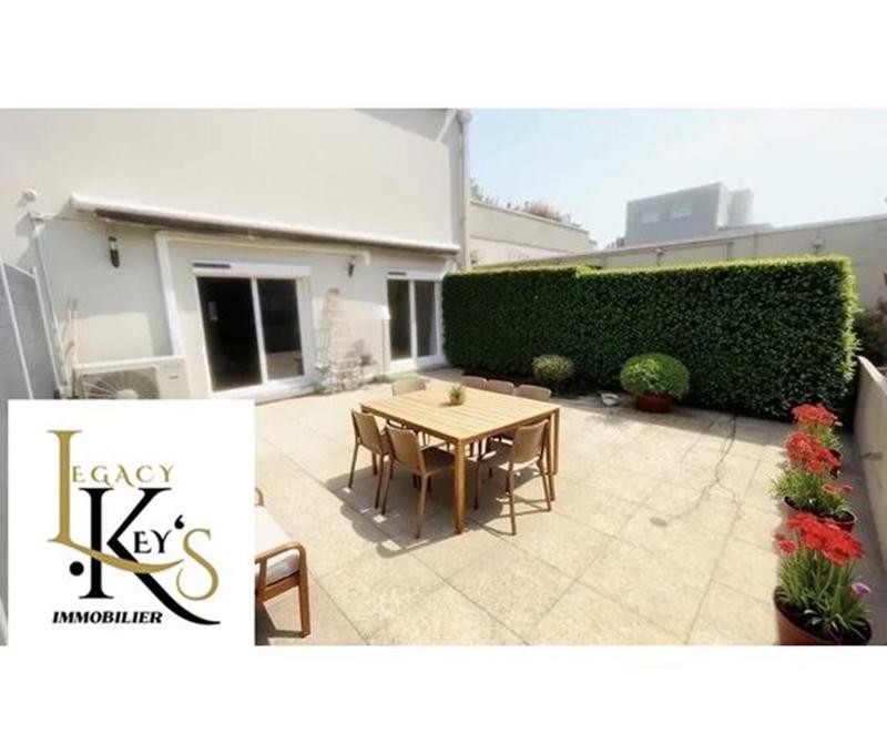 Appartement - 100 m² - 4 pièces