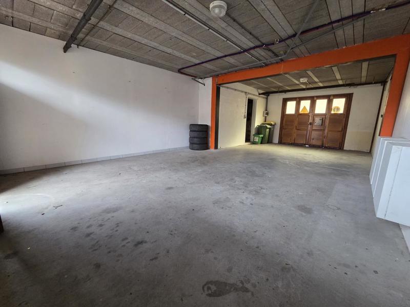 Appartement - 95 m² - 5 pièces