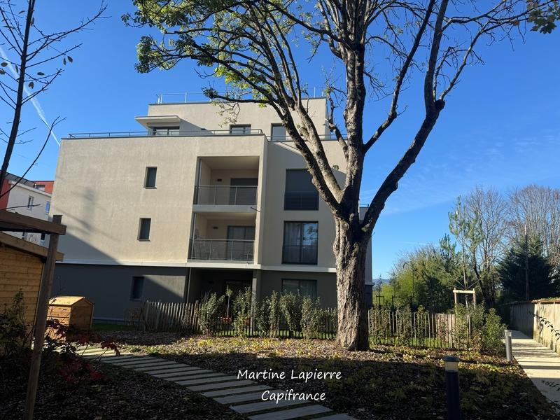 Appartement - 96 m² - 4 pièces