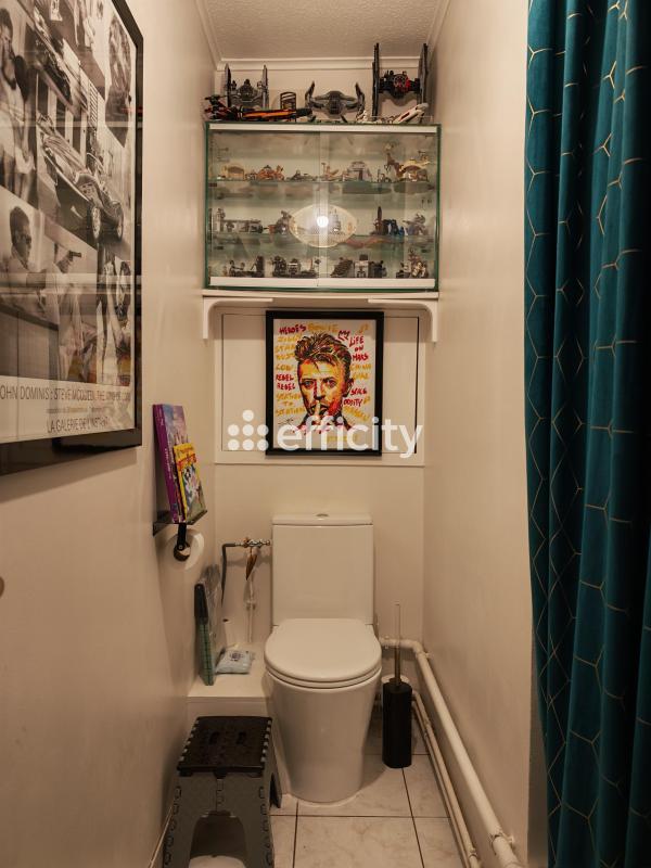 Appartement - 100 m² - 5 pièces