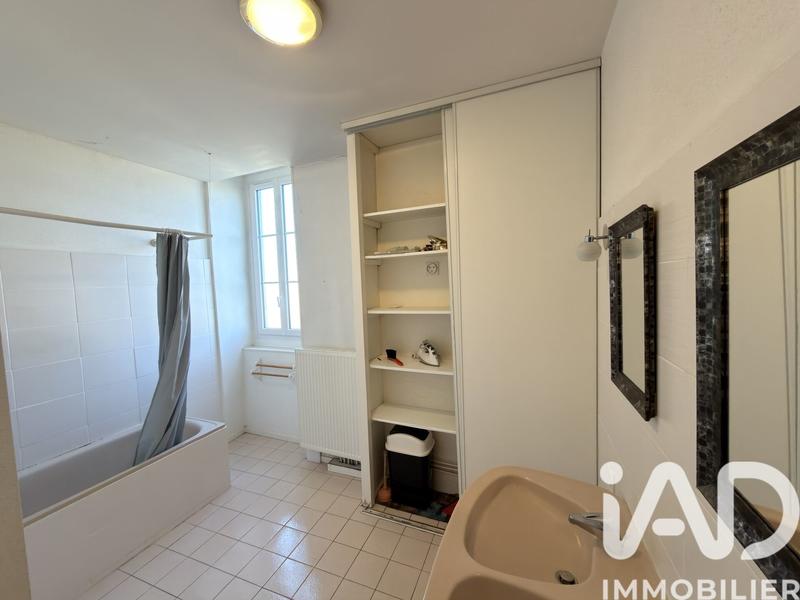 Maison - 180 m² - 7 pièces