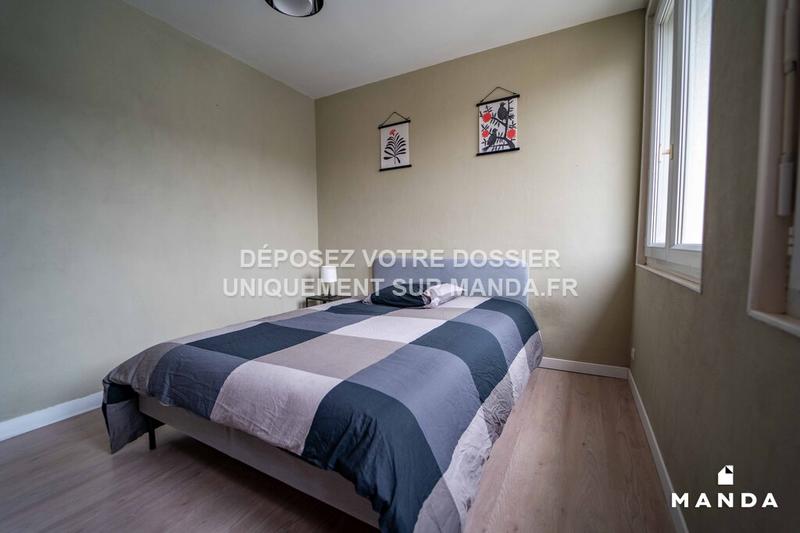 Chambre - 10 m² - 6 pièces