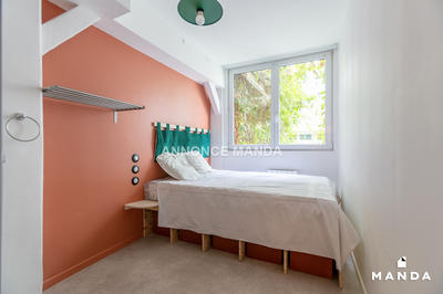 Chambre - 12 m² - 12 pièces