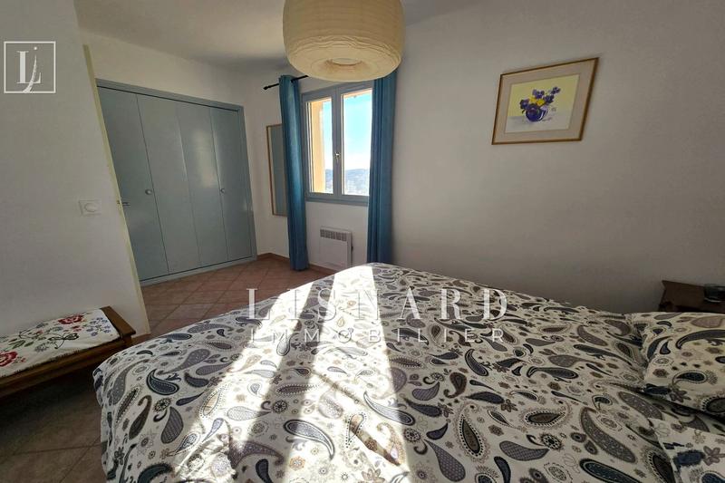 Maison - 104 m² - 4 pièces