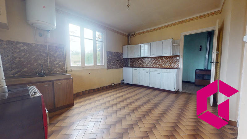 Maison - 140 m² - 5 pièces