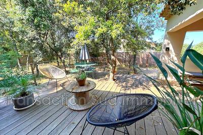 Villa - 90 m² - 3 pièces