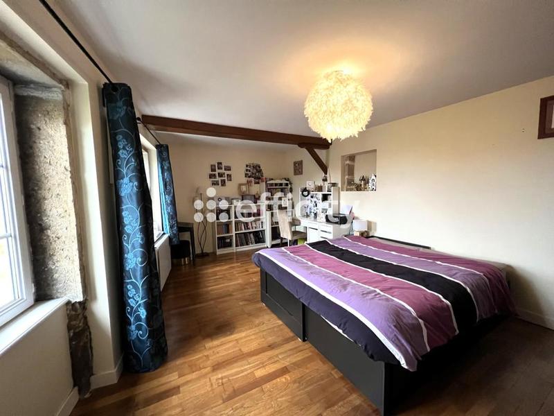 Maison - 143 m² - 6 pièces