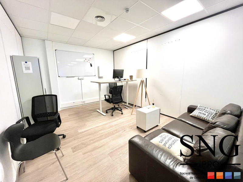 Bureau - 450 m²