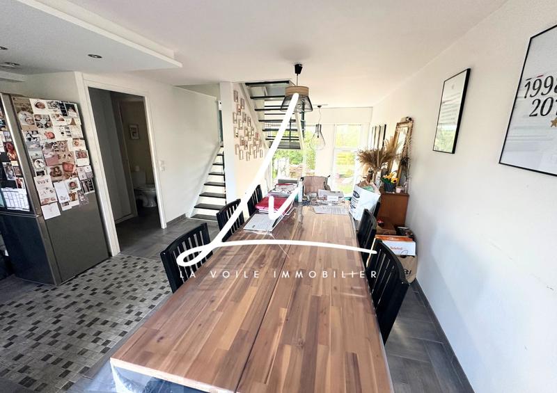 Maison - 103 m² - 6 pièces