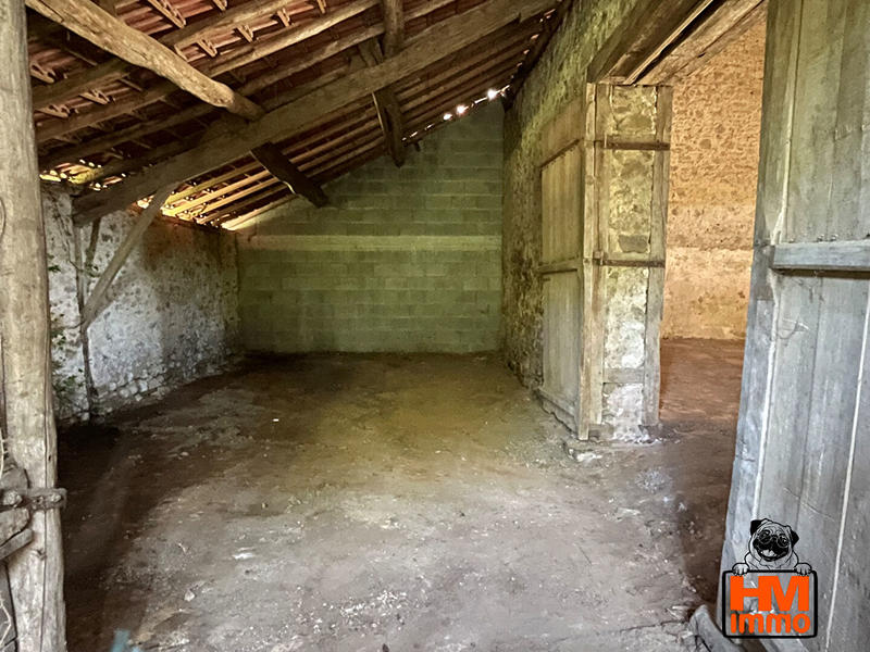 Grange - 228 m² - 1 pièce