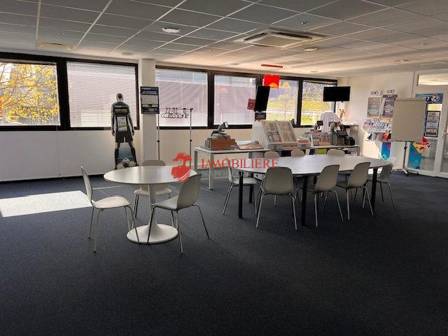 Bureau - 400 m²