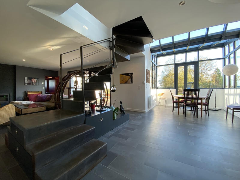 Maison - 189 m² - 8 pièces