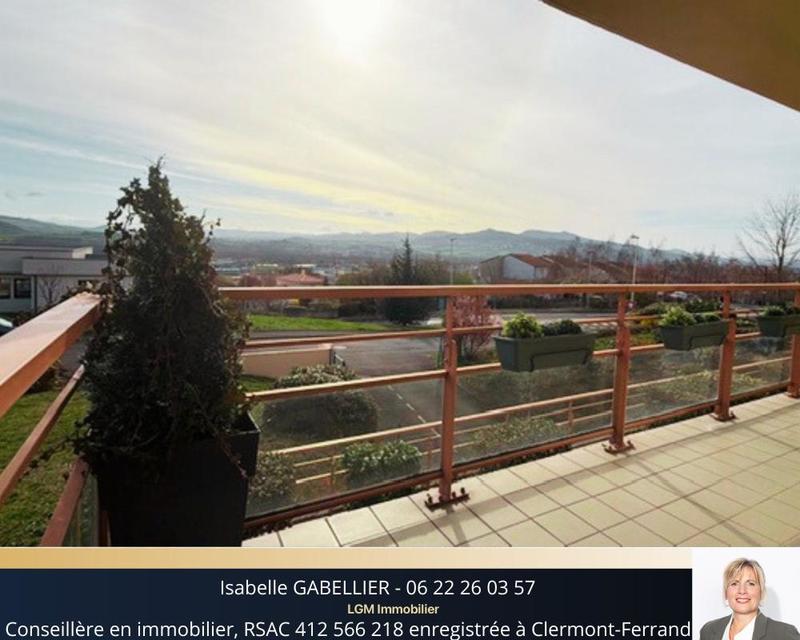 Appartement - 82 m² - 4 pièces