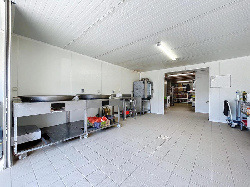 Villa - 407 m² - 13 pièces