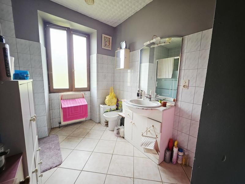 Corps de ferme - 200 m² - 7 pièces