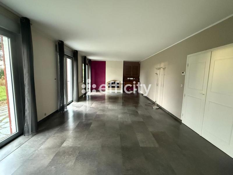 Maison - 164 m² - 8 pièces