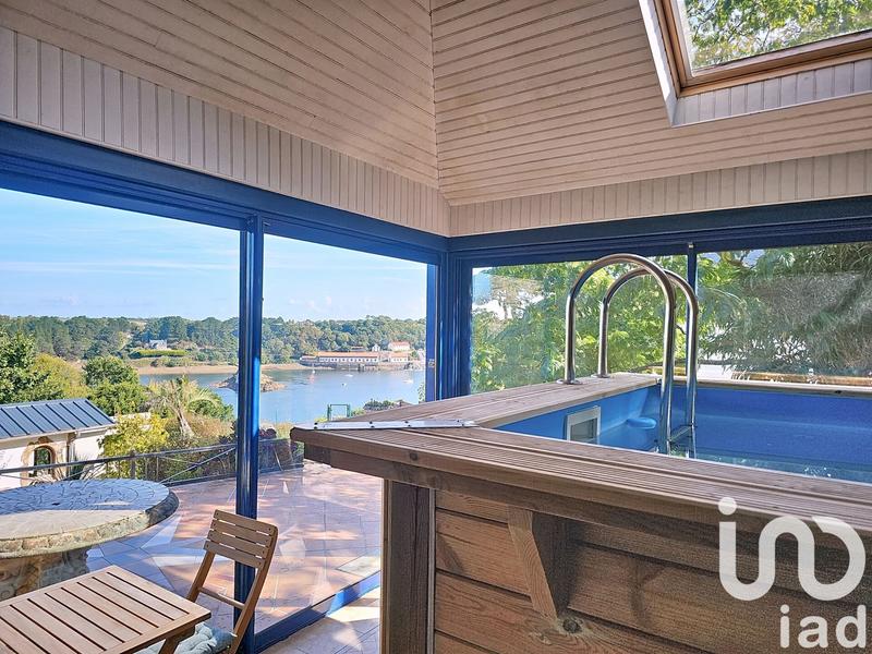 Maison - 161 m² - 6 pièces