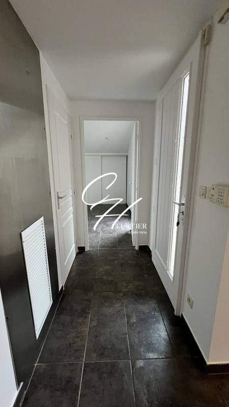 Duplex - 92 m² - 4 pièces