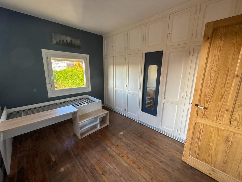 Maison - 210 m² - 6 pièces