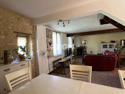 Maison - 157 m² - 5 pièces