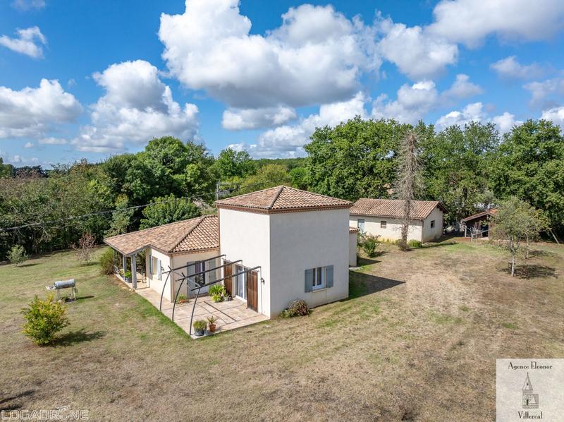 Maison traditionnelle - 142 m² - 6 pièces