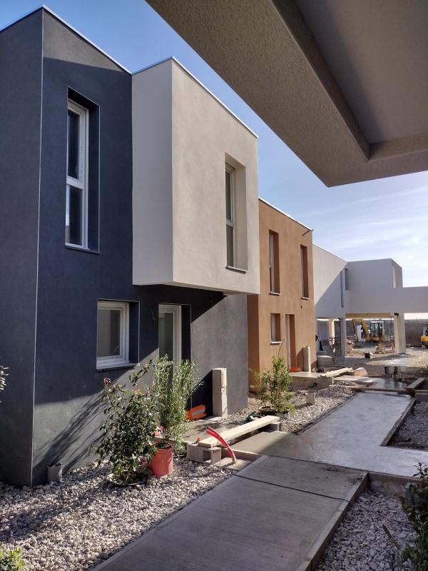 Maison - 90 à 91 m² - 4 pièces