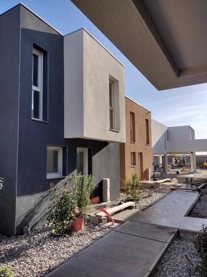 Maison - 90 à 91 m² - 4 pièces