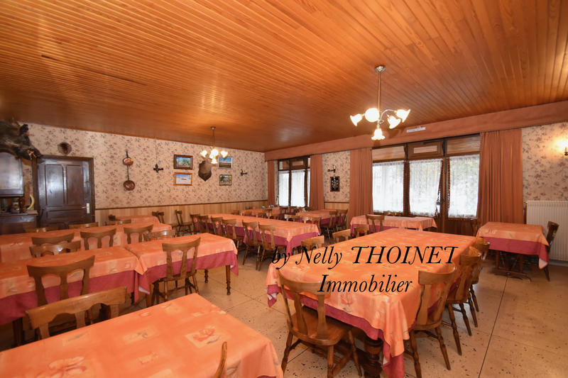 Local commercial - 400 m² - 22 pièces