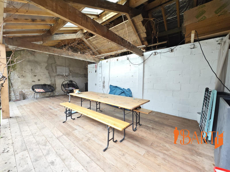 Maison - 200 m² - 6 pièces