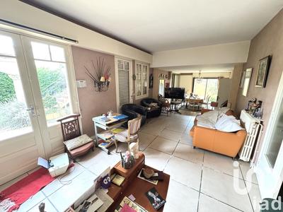 Maison - 186 m² - 7 pièces