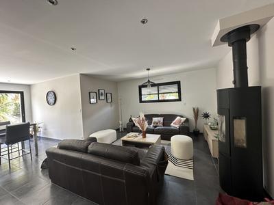 Maison - 152 m² - 6 pièces