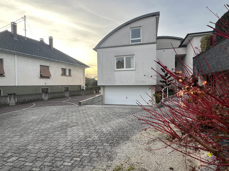 Maison - 145 m² - 5 pièces