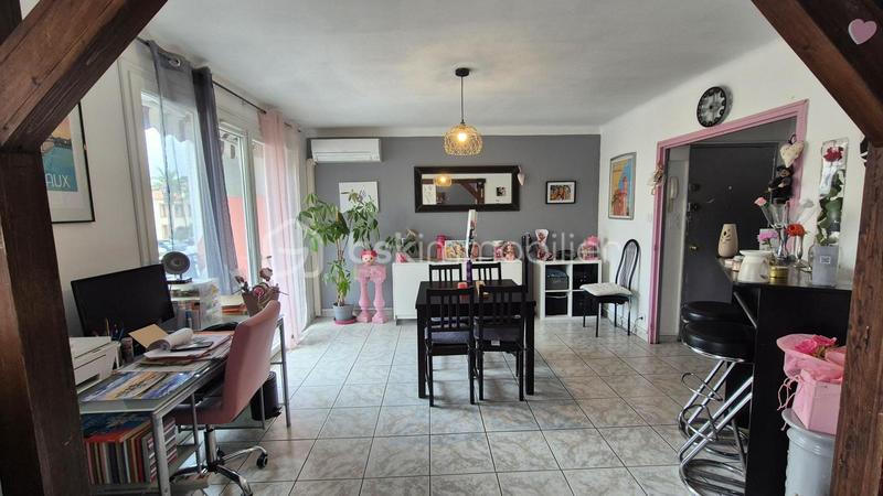 Appartement - 82 m² - 5 pièces