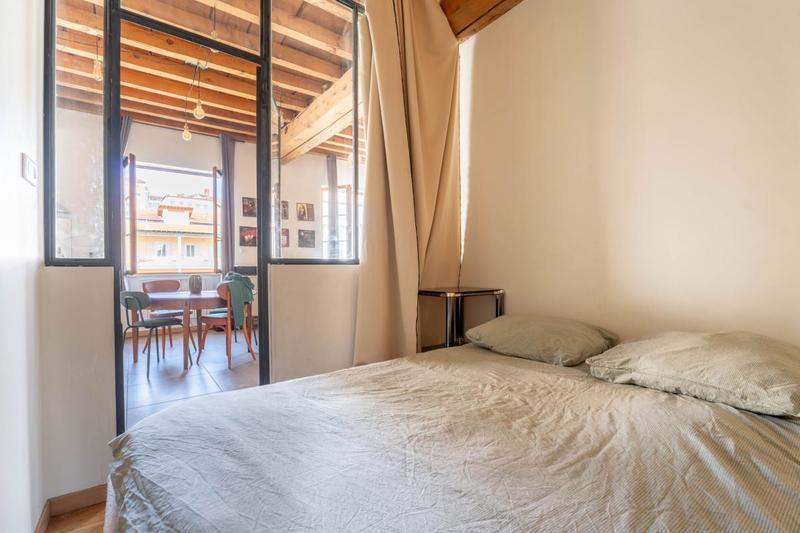 Loft - 56 m² - 2 pièces