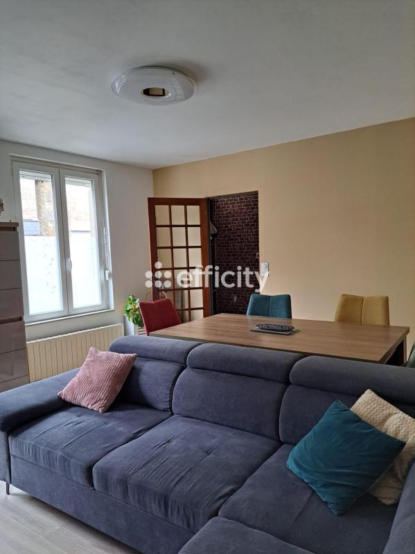 Maison de ville - 80 m² - 5 pièces