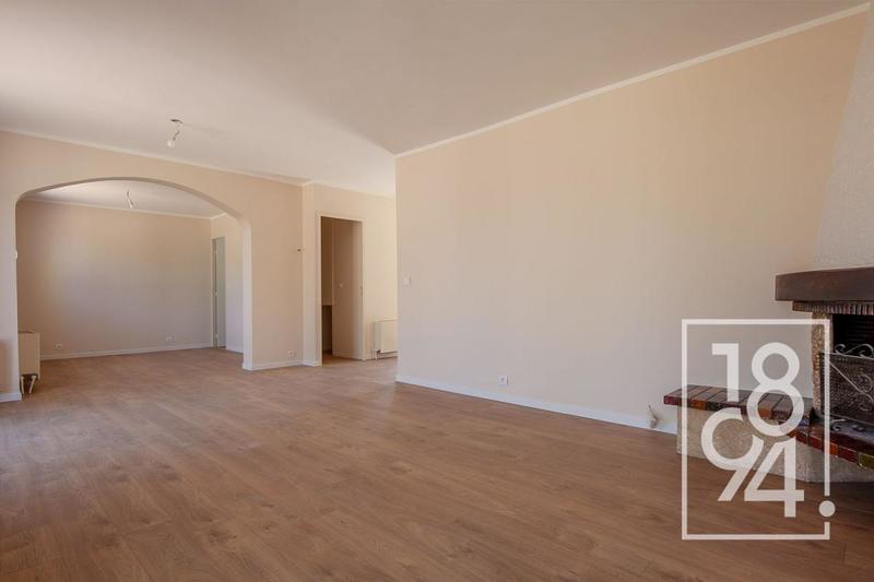 Maison - 96 m² - 4 pièces