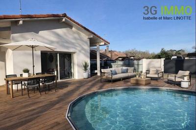 Maison - 87 m² - 4 pièces