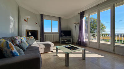 Maison - 221 m² - 6 pièces