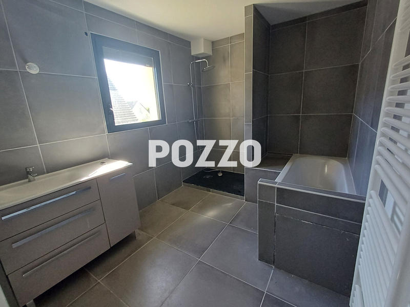 Maison - 104 m² - 6 pièces