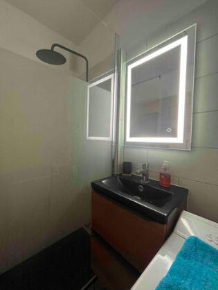 Studio - 30 m² - 1 pièce