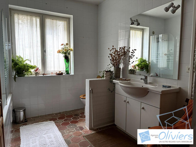 Maison - 180 m² - 5 pièces