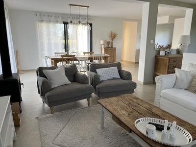 Pavillon - 135 m² - 5 pièces