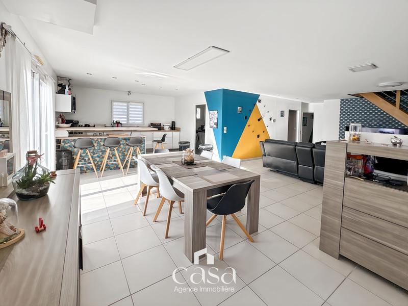 Maison - 126 m² - 6 pièces