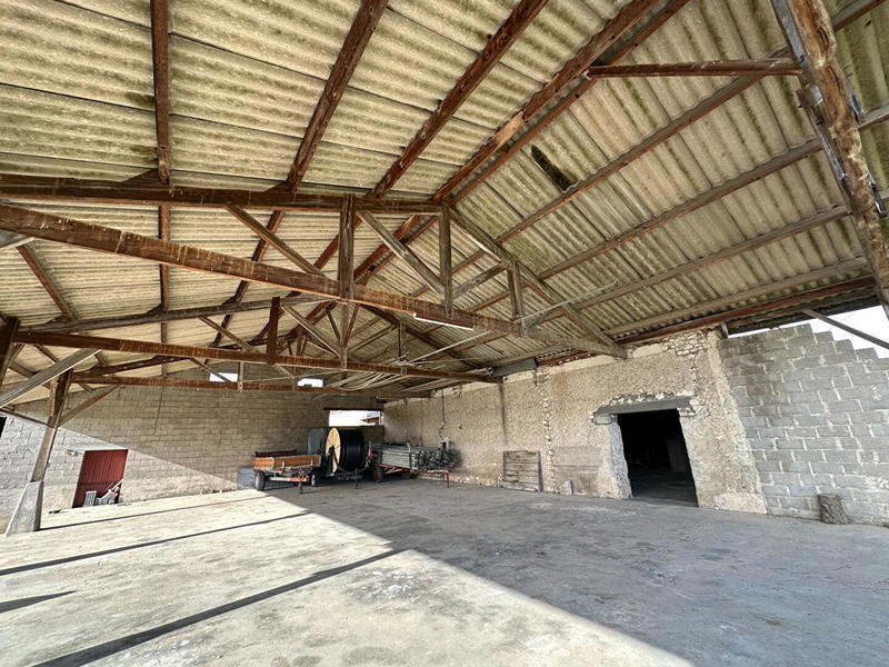 Maison - 266 m² - 8 pièces