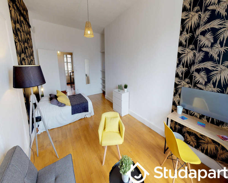 Chambre - 70 m² - 1 pièce