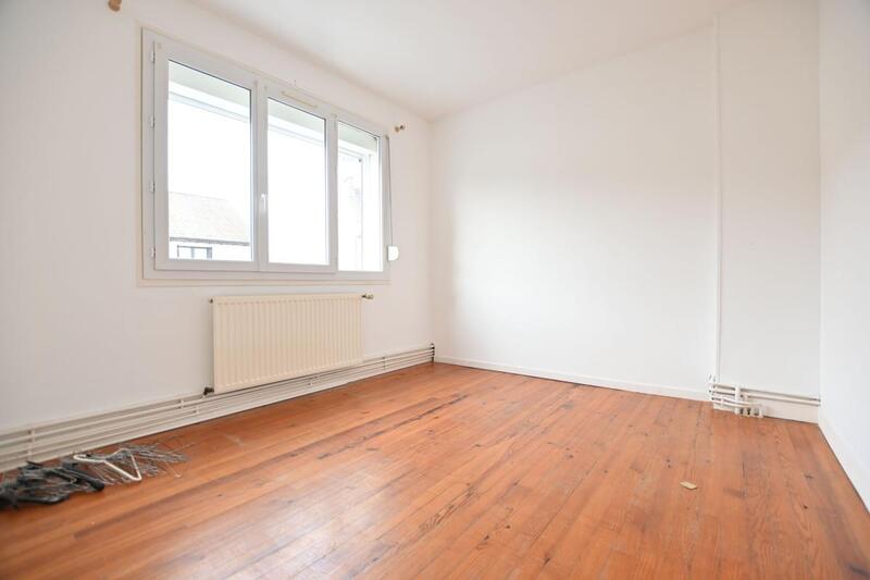 Maison - 94 m² - 5 pièces