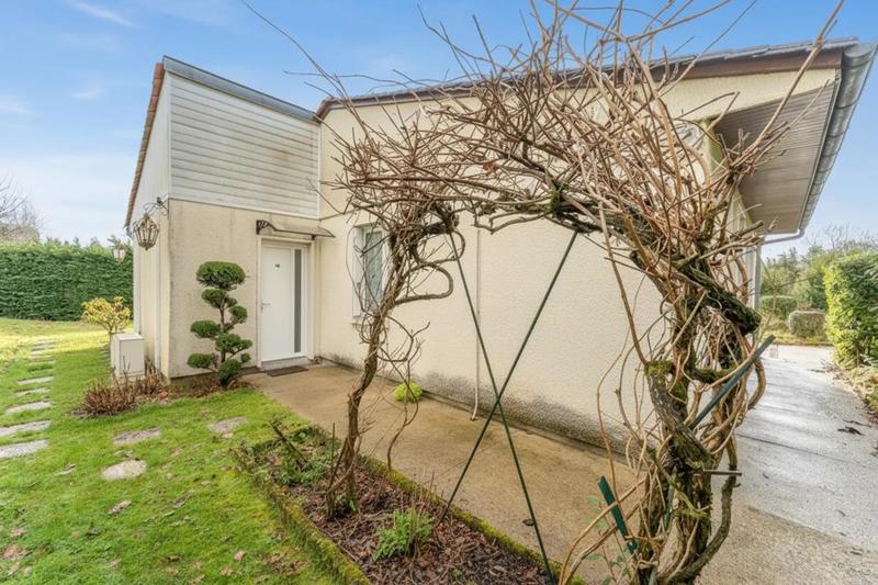 Maison - 86 m² - 4 pièces