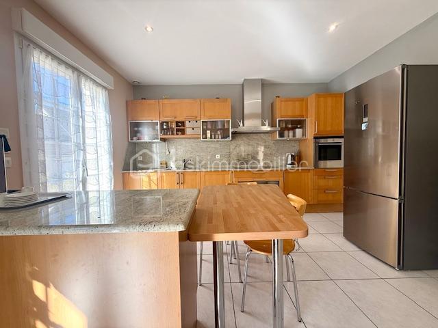 Maison d'architecte - 137 m² - 6 pièces