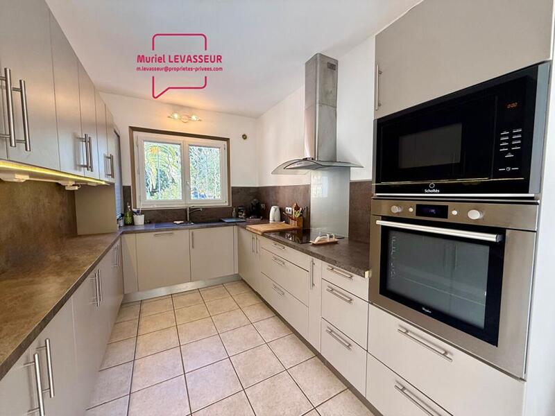 Villa - 160 m² - 7 pièces