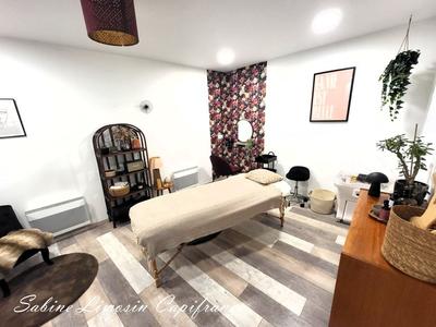 Local commercial - 95 m² - 6 pièces